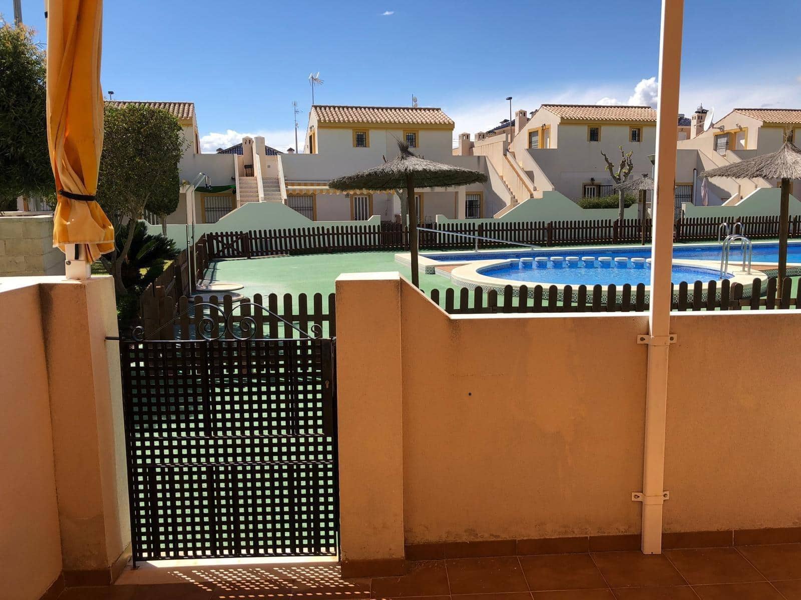 3 slaapkamer Villa te koop in Torre de la Horadada met garage - € 320.000 (Ref: 9895325)