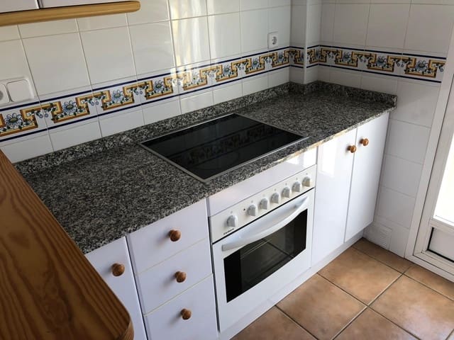3 slaapkamer Villa te koop in Torre de la Horadada, Pilar de la Horadada met garage - € 320.000 (Ref: 9895325)