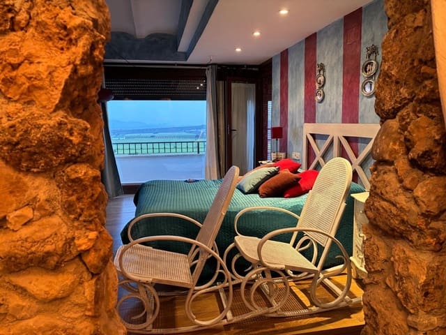 3 bedroom Apartment for sale in Moratalla with garage - € 165,000 (Ref: 9895327)