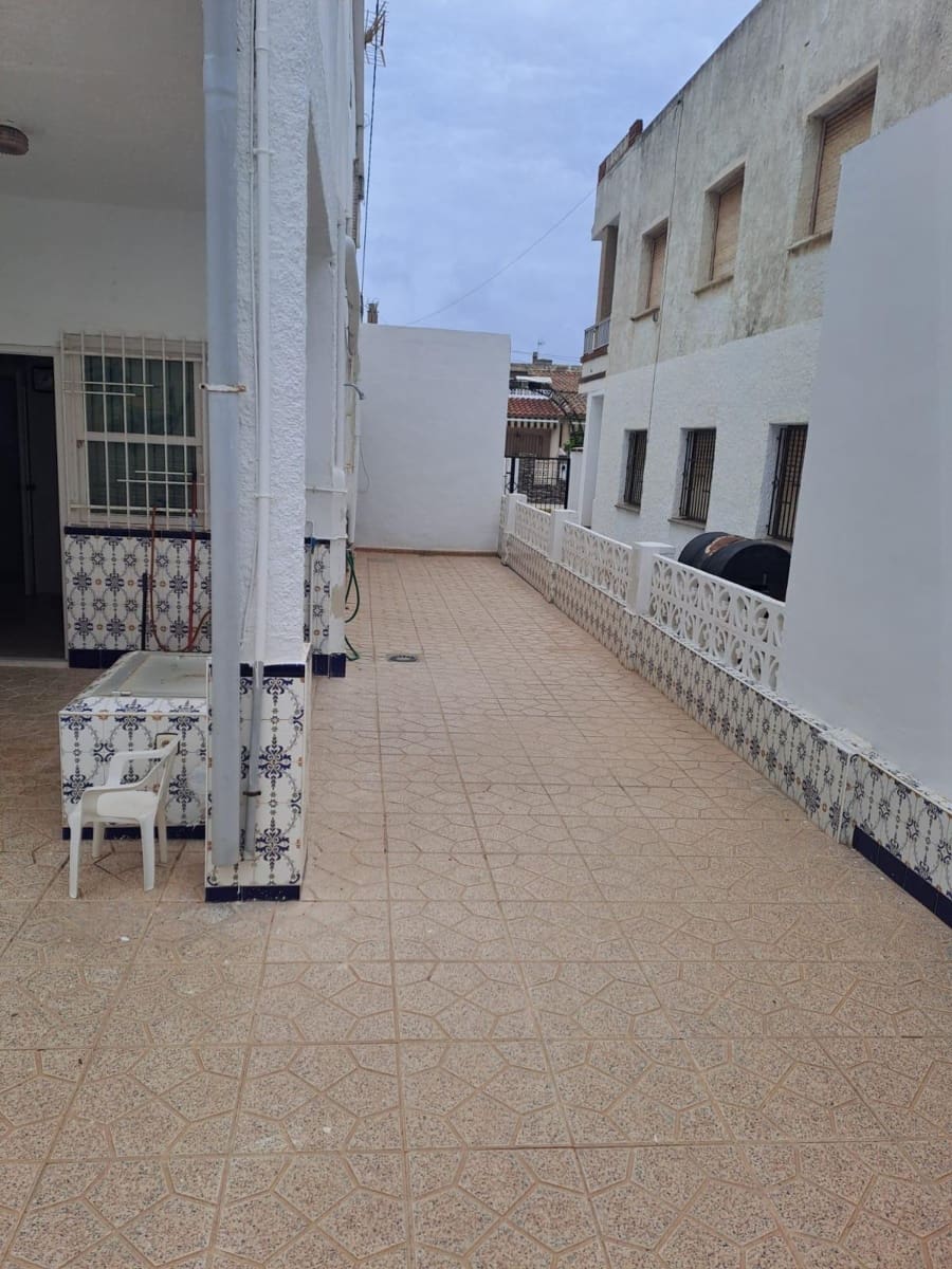 5 sypialnia Bungalow na sprzedaż w Torre de la Horadada z garażem - 220 000 € (Ref: 9895328)