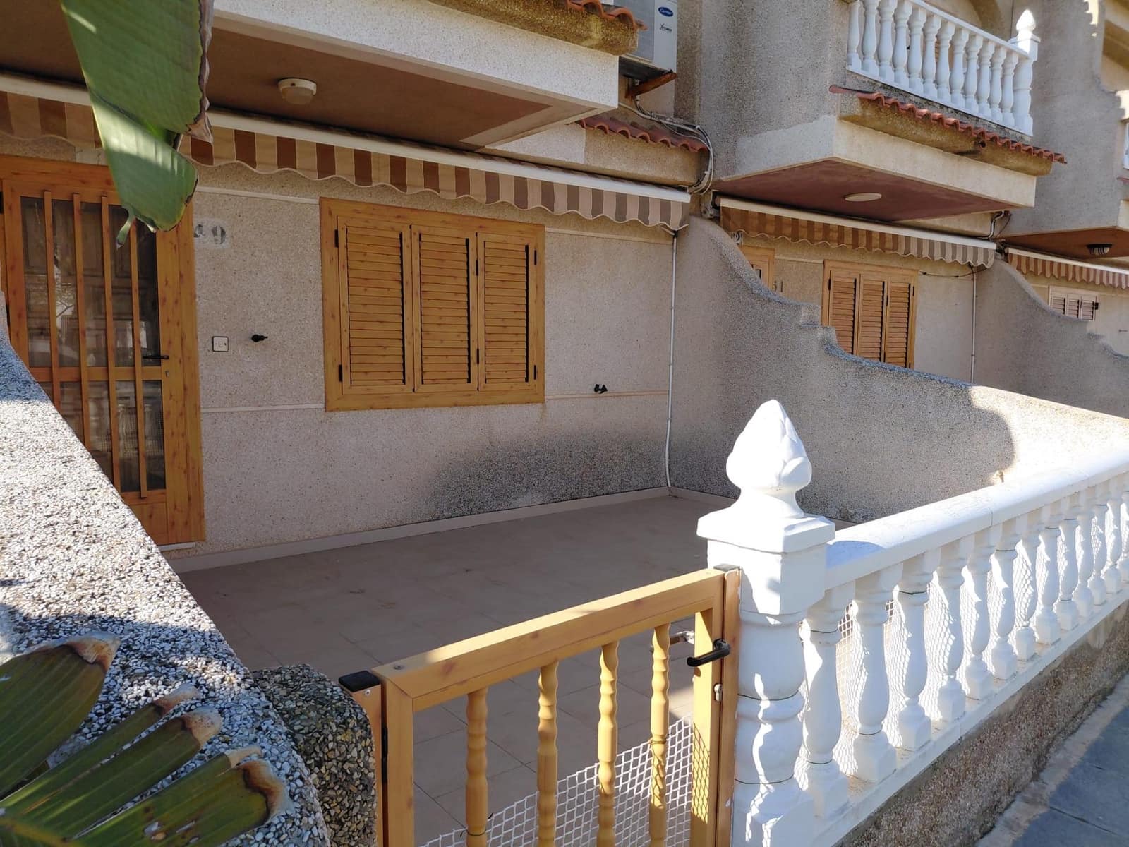 3 Zimmer Reihenhaus zu verkaufen in Pilar de la Horadada mit Garage - 240.000 € (Ref: 9895336)