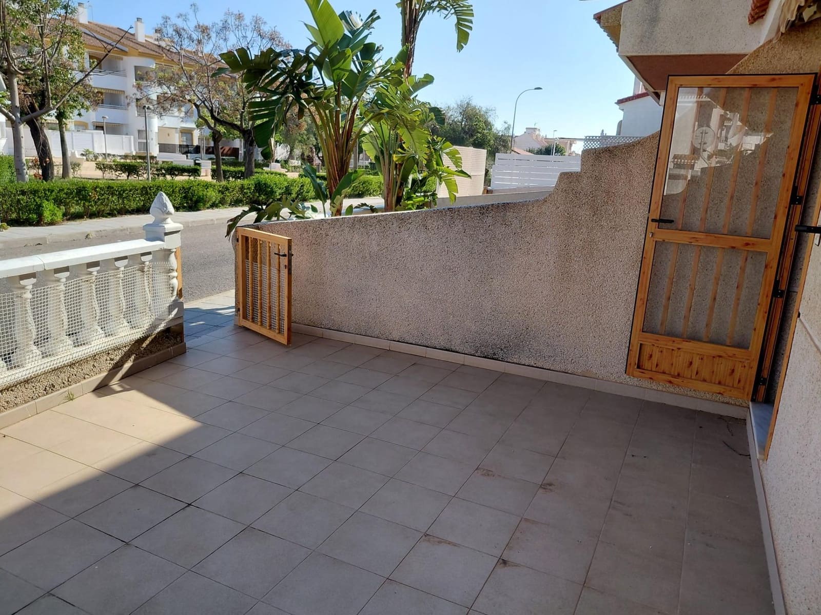 3 Zimmer Reihenhaus zu verkaufen in Pilar de la Horadada mit Garage - 240.000 € (Ref: 9895336)