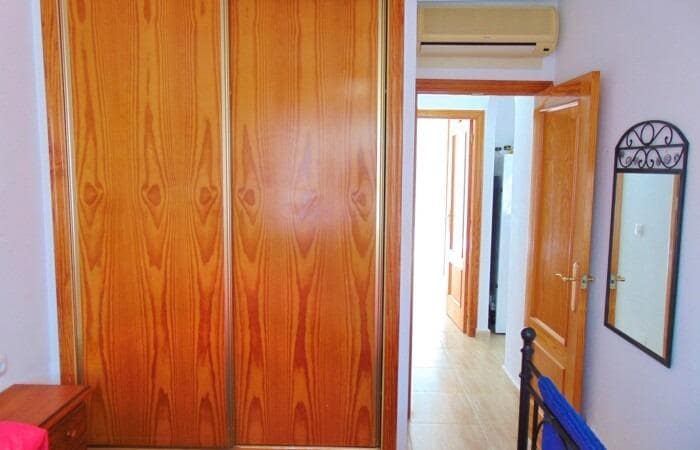 4 slaapkamer Villa te koop in Torre de la Horadada met garage - € 285.000 (Ref: 9895338)