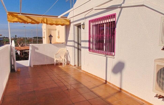 4 slaapkamer Villa te koop in Torre de la Horadada met garage - € 285.000 (Ref: 9895338)