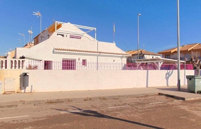 4 slaapkamer Villa te koop in Torre de la Horadada met garage - € 285.000 (Ref: 9895338)
