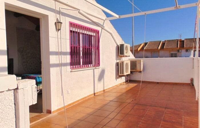 4 slaapkamer Villa te koop in Torre de la Horadada met garage - € 285.000 (Ref: 9895338)