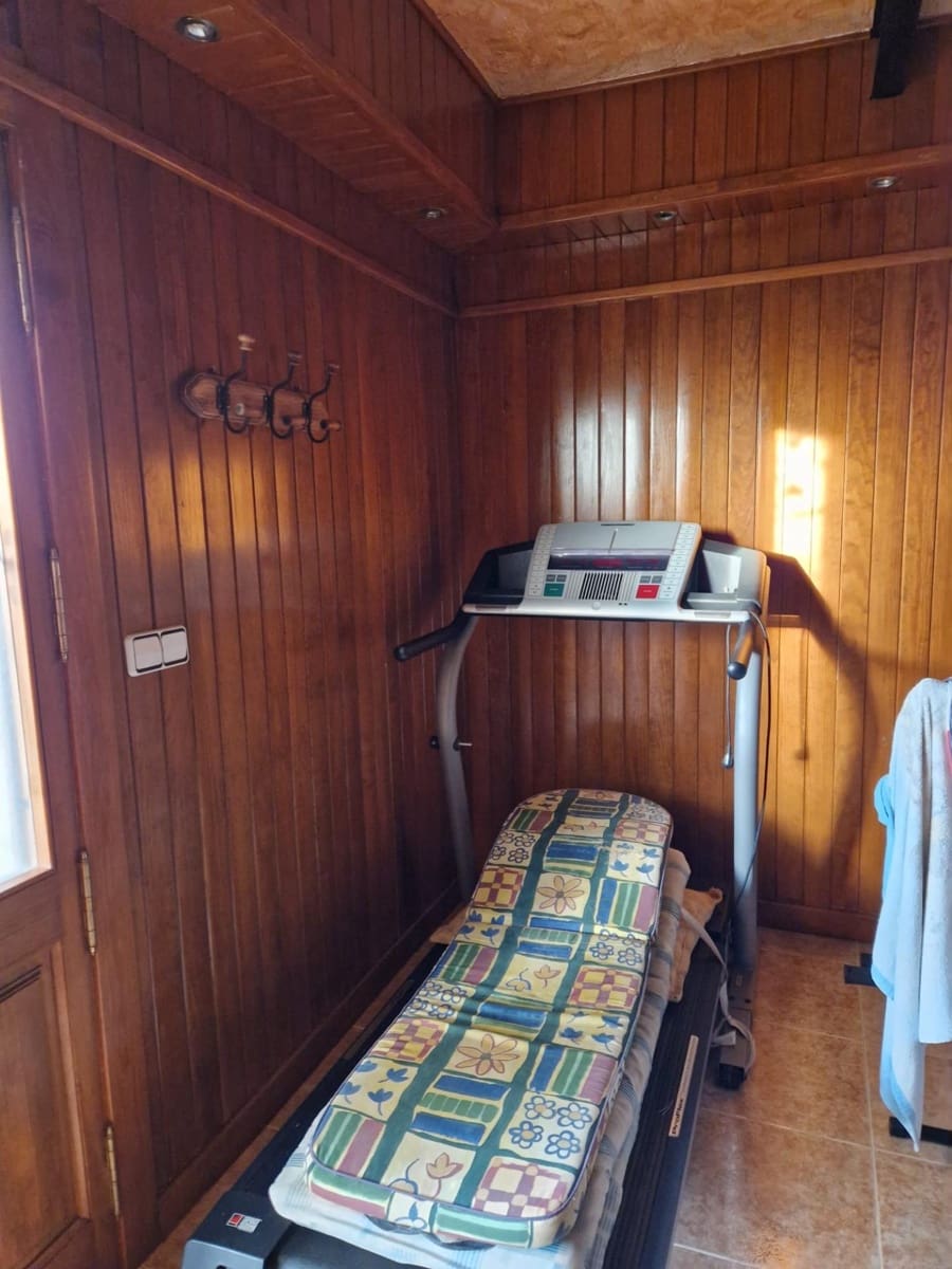 3 quarto Moradia para venda em Campoamor com piscina garagem - 985 000 € (Ref: 9895340)