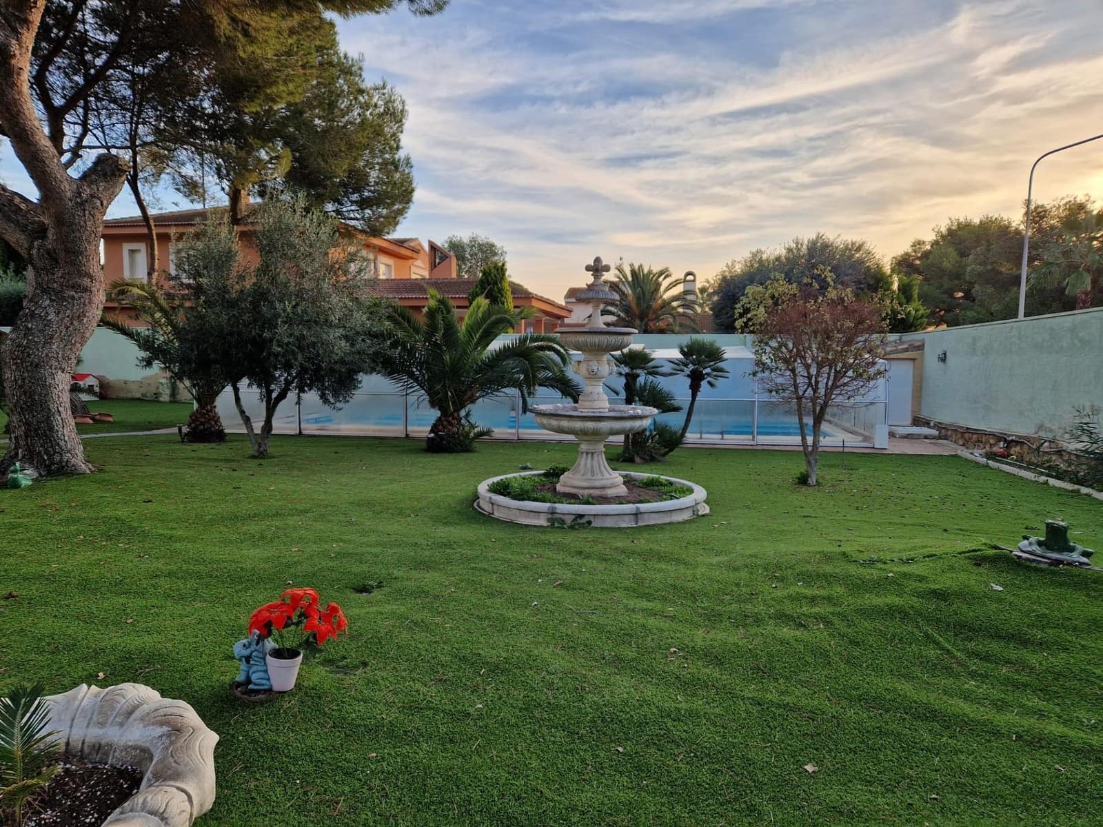 3 quarto Moradia para venda em Campoamor com piscina garagem - 985 000 € (Ref: 9895340)