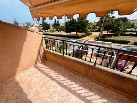 3 soveværelse Villa til salg i Torre de la Horadada med garage - € 244.900 (Ref: 9913150)