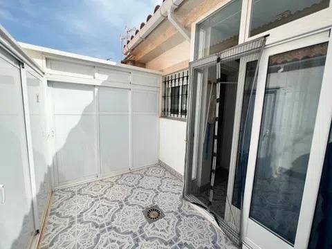 3 soveværelse Villa til salg i Torre de la Horadada med garage - € 244.900 (Ref: 9913150)
