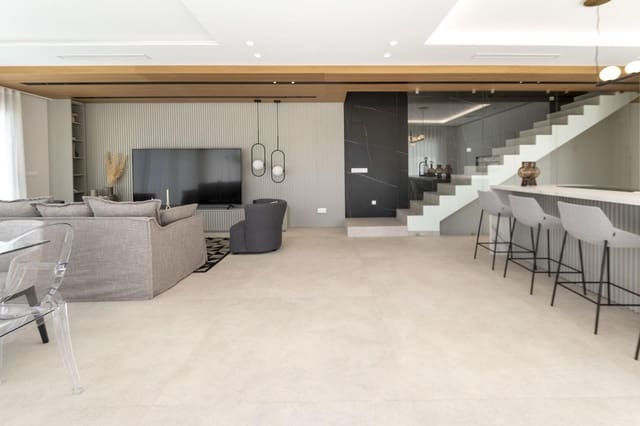 4 soveværelse Rækkehus til salg i Campoamor, Orihuela med swimmingpool garage - € 1.339.000 (Ref: 9920407)