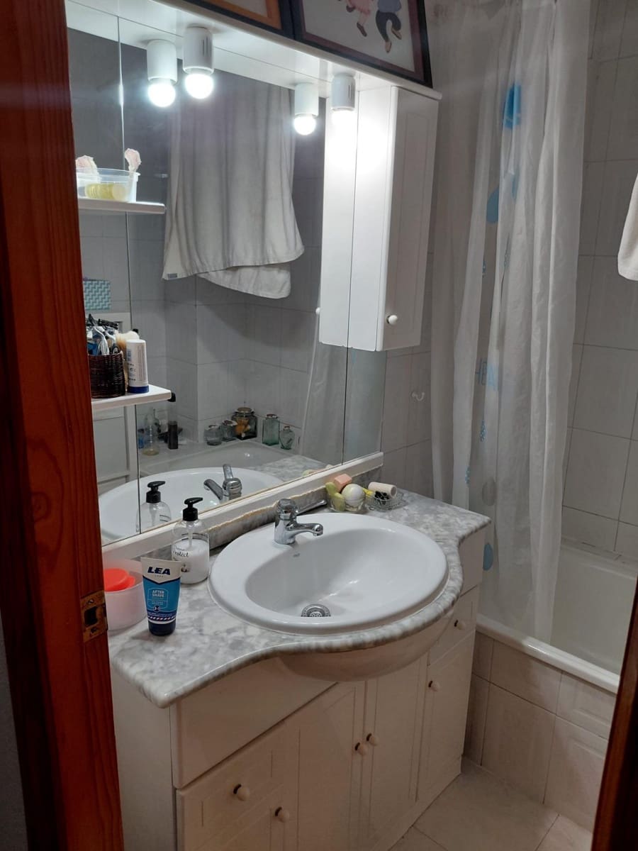3 bedroom Villa for sale in Catral with garage - € 135,000 (Ref: 9959766)