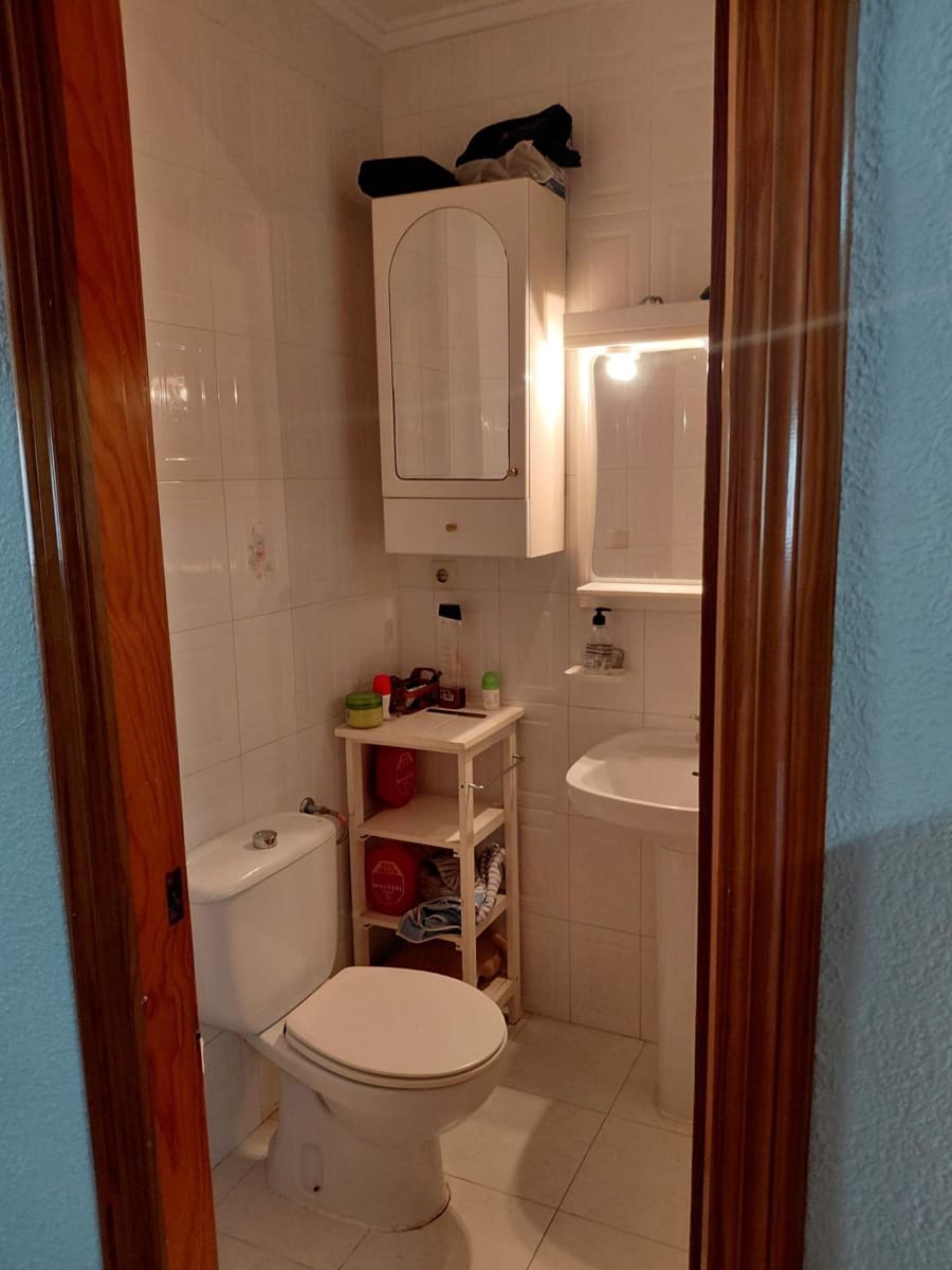 3 bedroom Villa for sale in Catral with garage - € 135,000 (Ref: 9959766)