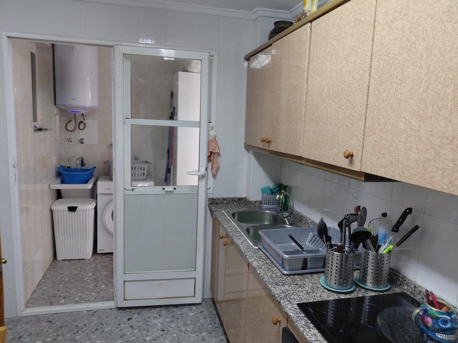 3 bedroom Villa for sale in Catral with garage - € 135,000 (Ref: 9959766)