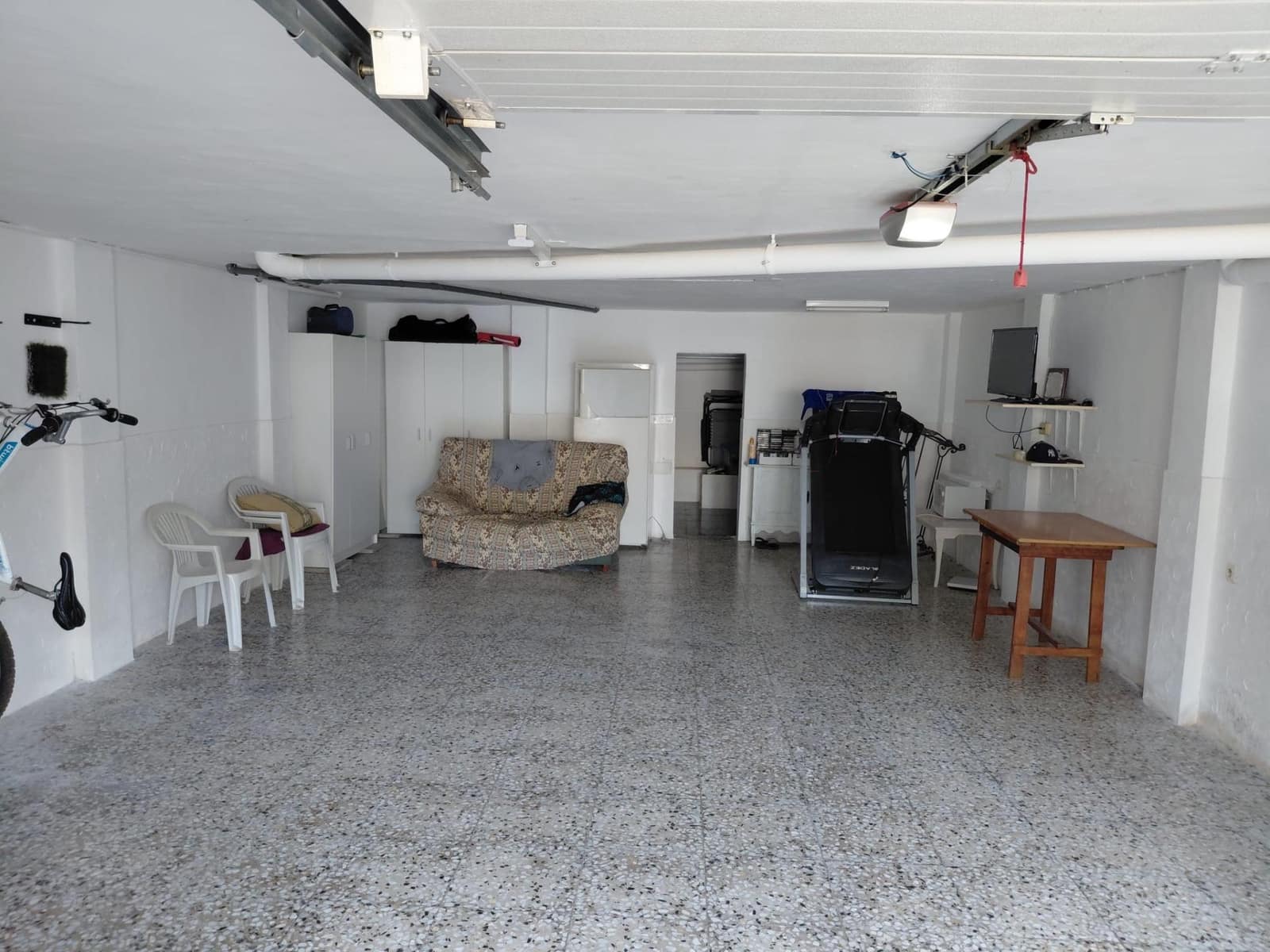 3 bedroom Villa for sale in Catral with garage - € 135,000 (Ref: 9959766)