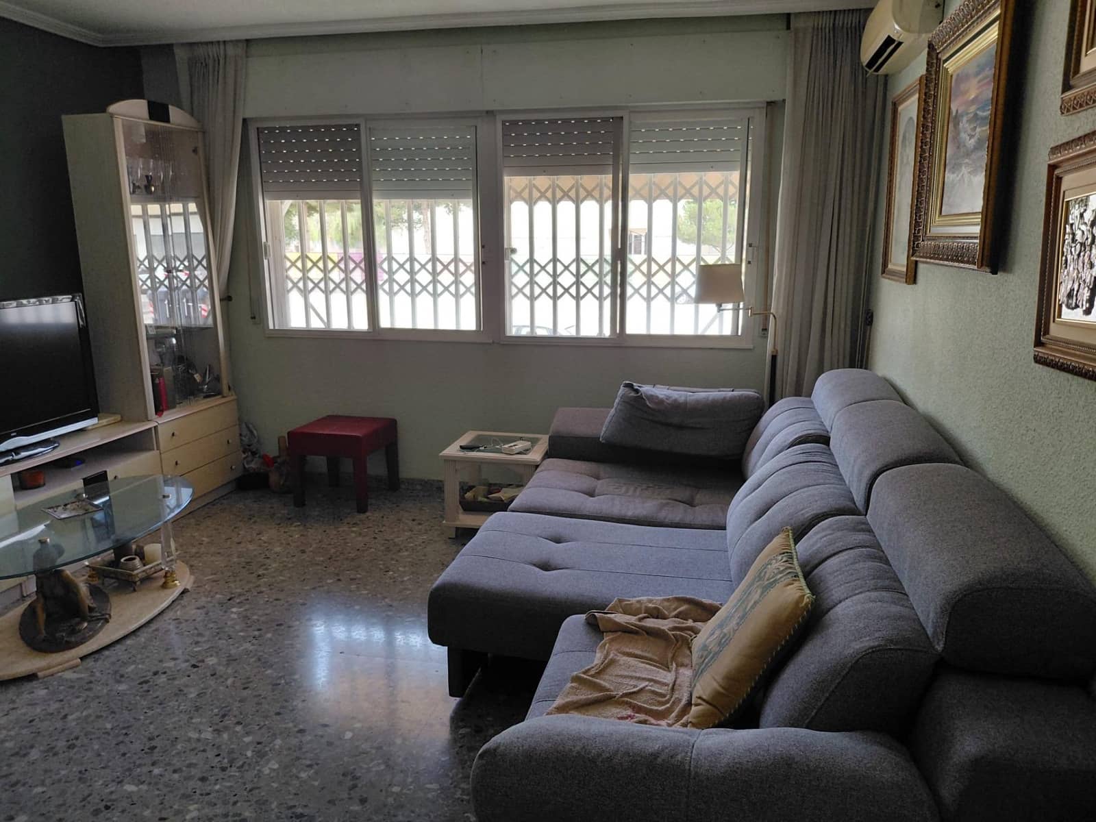 3 bedroom Villa for sale in Catral with garage - € 135,000 (Ref: 9959766)