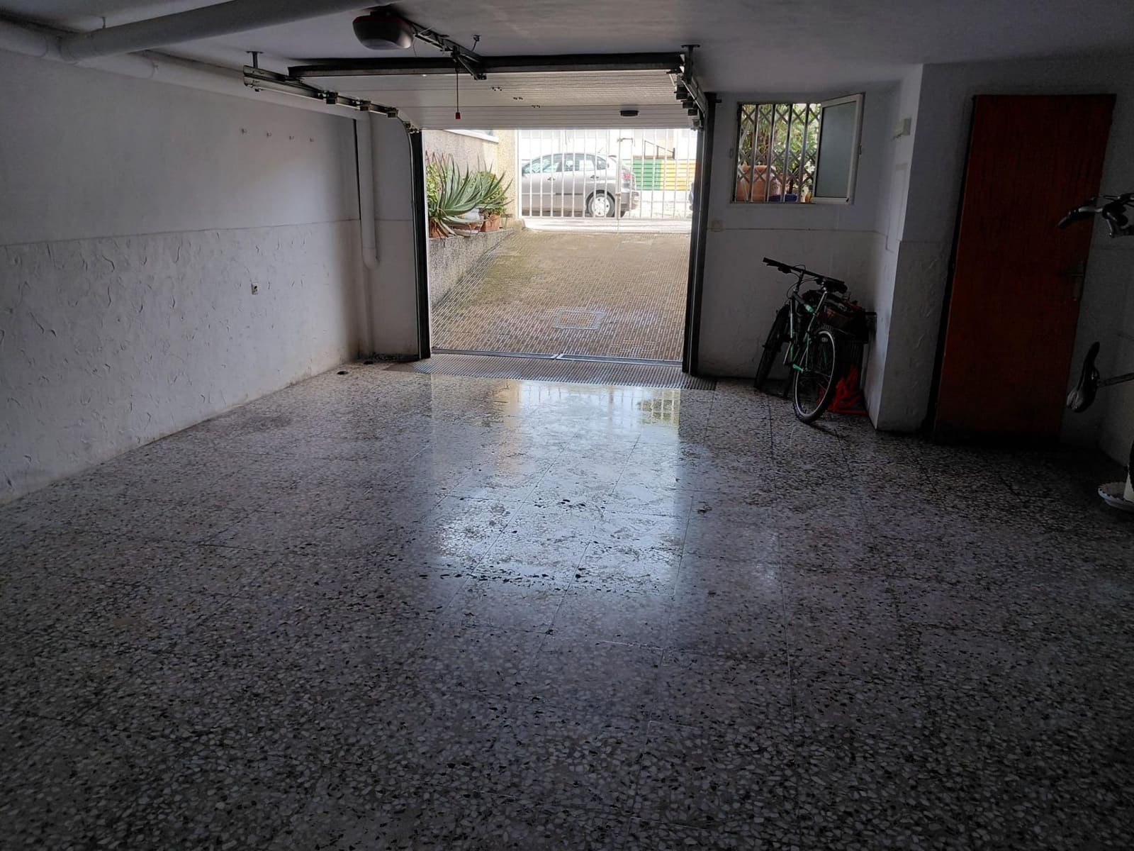 3 bedroom Villa for sale in Catral with garage - € 135,000 (Ref: 9959766)