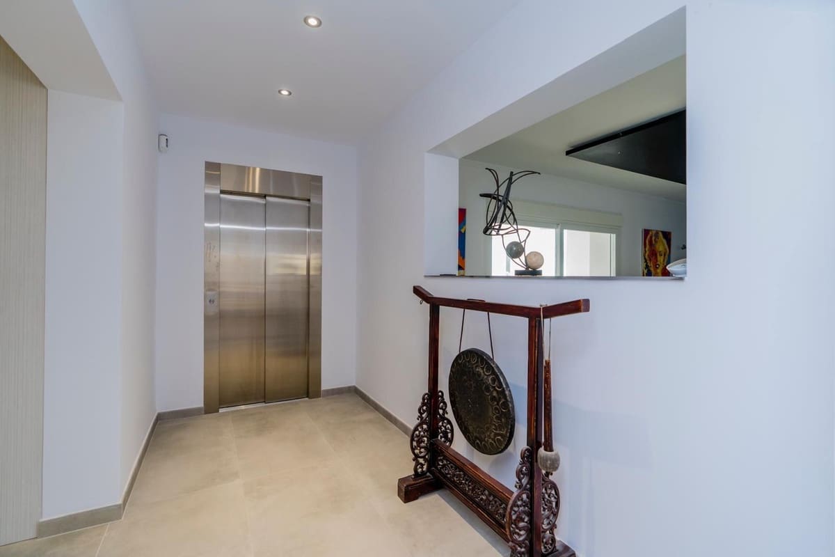 Chalet de 10 habitaciones en Atalaya-Isdabe en venta con piscina garaje - 4.200.000 € (Ref: 9806851)