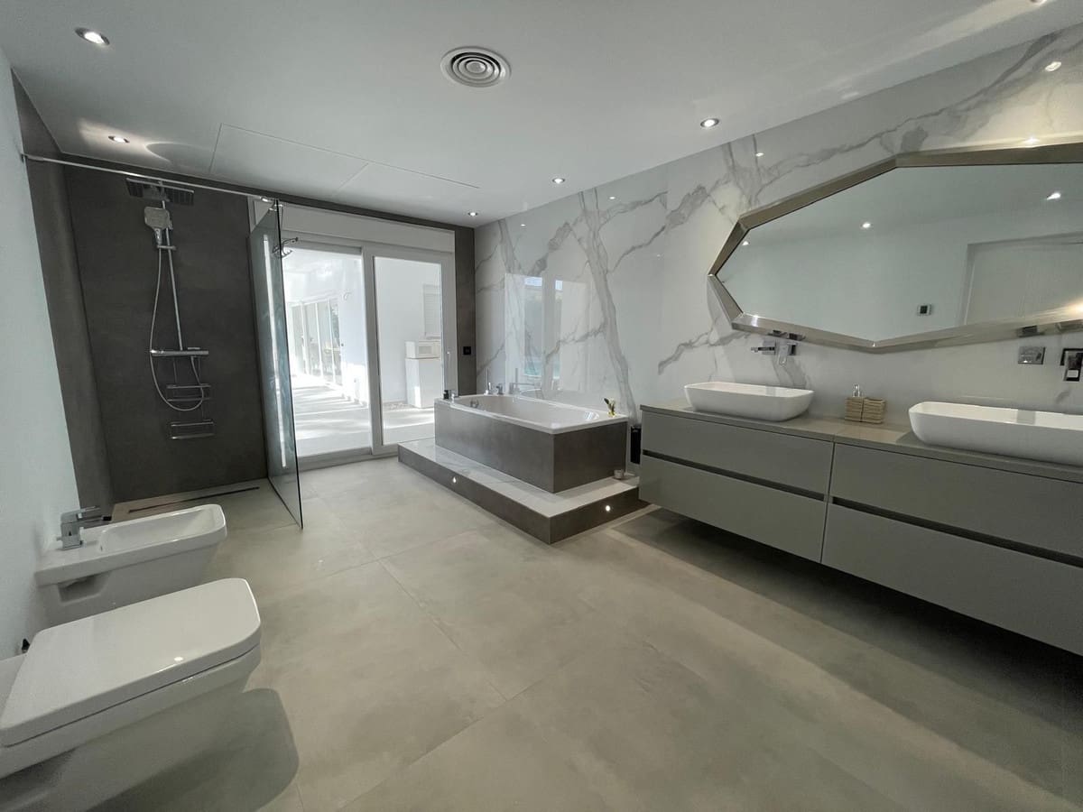 Chalet de 10 habitaciones en Atalaya-Isdabe en venta con piscina garaje - 4.200.000 € (Ref: 9806851)