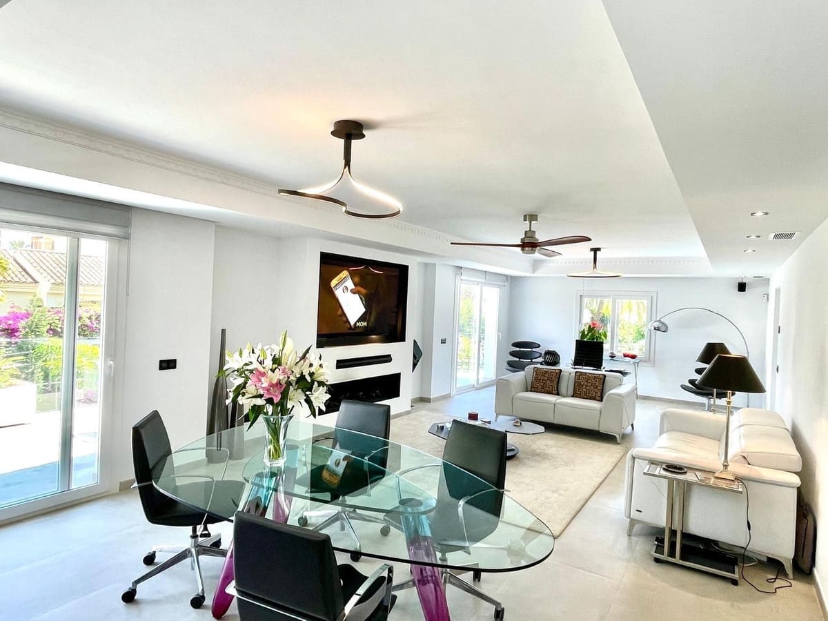 Chalet de 10 habitaciones en Atalaya-Isdabe en venta con piscina garaje - 4.200.000 € (Ref: 9806851)