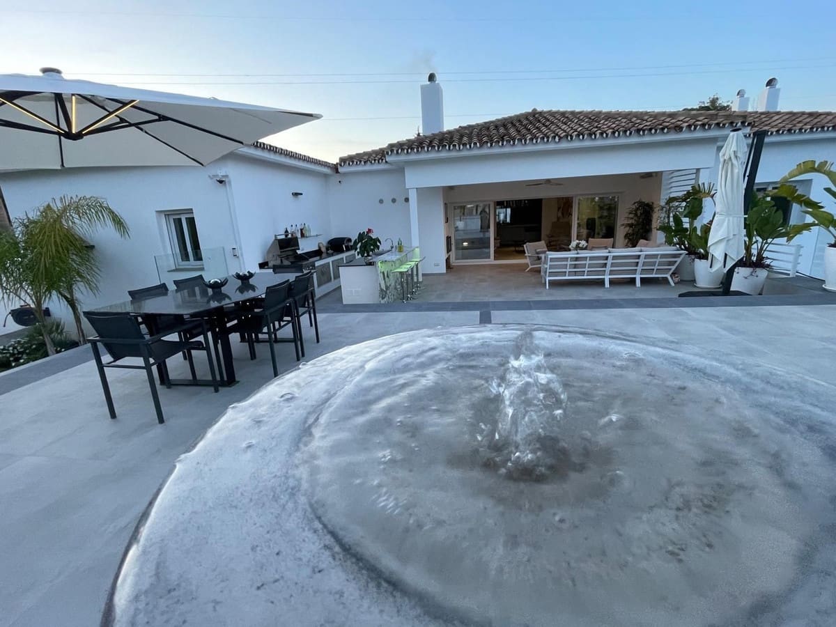 Chalet de 10 habitaciones en Atalaya-Isdabe en venta con piscina garaje - 4.200.000 € (Ref: 9806851)