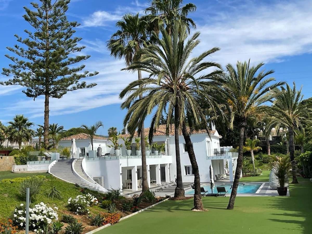 Chalet de 10 habitaciones en Atalaya-Isdabe en venta con piscina garaje - 4.200.000 € (Ref: 9806851)