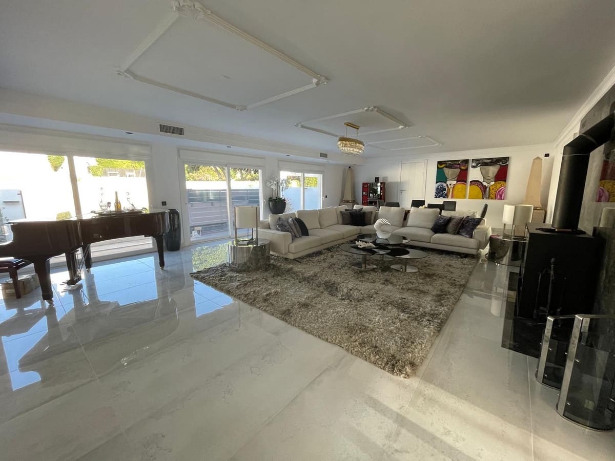 Chalet de 10 habitaciones en Atalaya-Isdabe en venta con piscina garaje - 4.200.000 € (Ref: 9806851)