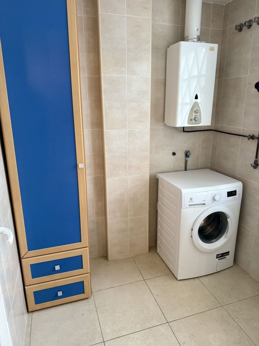 4 soveværelse Lejlighed til salg i Nueva Andalucia med garage - € 450.000 (Ref: 9806855)