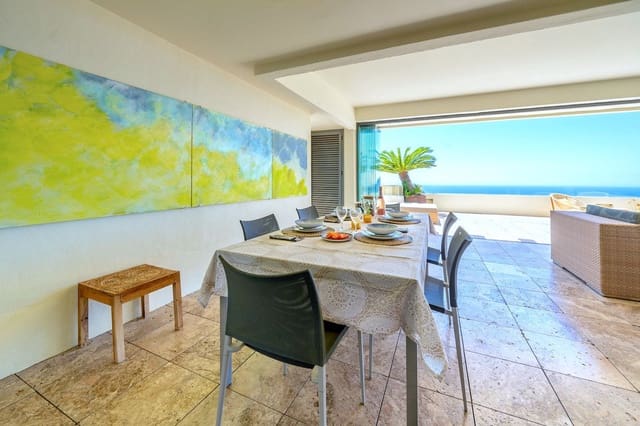 2 slaapkamer Appartement voor vakantieverhuur in Los Monteros, Marbella met zwembad garage - € 2.500 (Ref: 9806857)