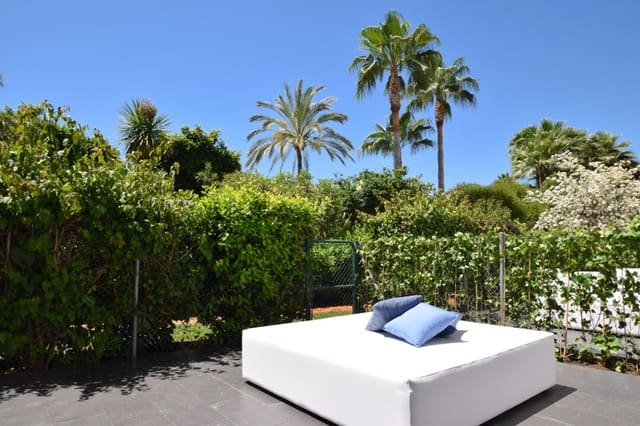 2 bedroom Apartment for rent in Nueva Andalucia, Marbella with pool garage - € 1,750 (Ref: 9806860)