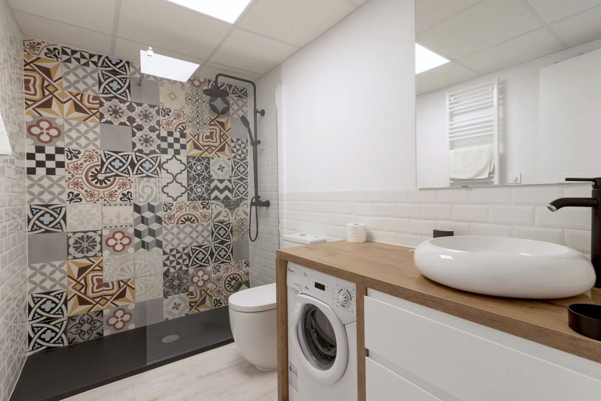 Apartamento de 2 habitaciones en Marbella en alquiler vacacional con piscina garaje - 1.200 € (Ref: 9806862)