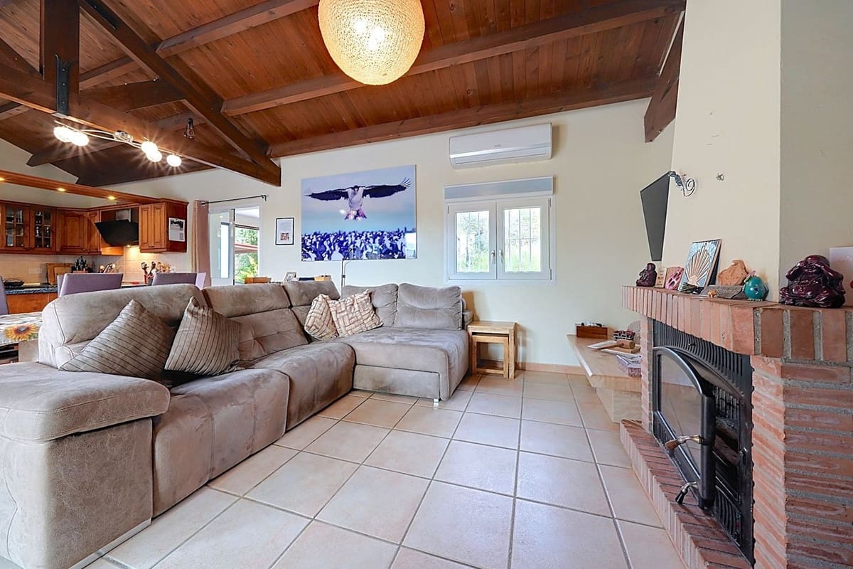 4 camera da letto Finca/Casa di Campagna in vendita in Coin con piscina - 595.000 € (Rif: 9806866)