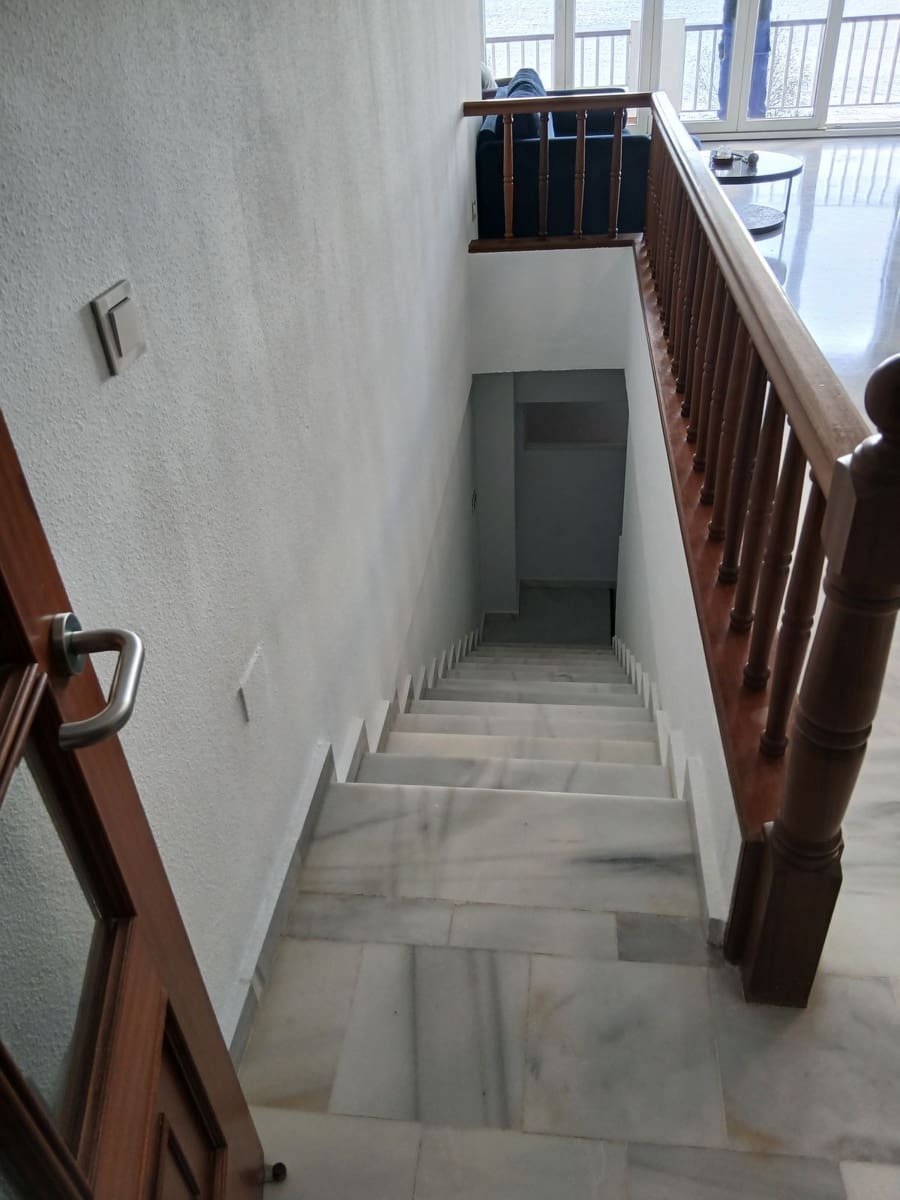 5 chambre Appartement à vendre à Estepona - 750 000 € (Ref: 9809335)
