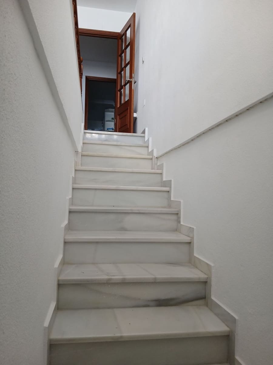 5 chambre Appartement à vendre à Estepona - 750 000 € (Ref: 9809335)