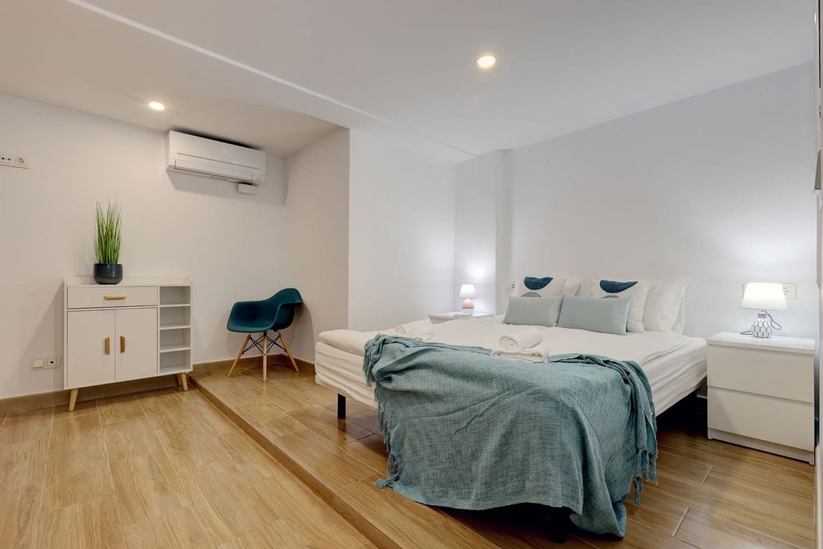 5 chambre Appartement à vendre à Estepona - 750 000 € (Ref: 9809335)