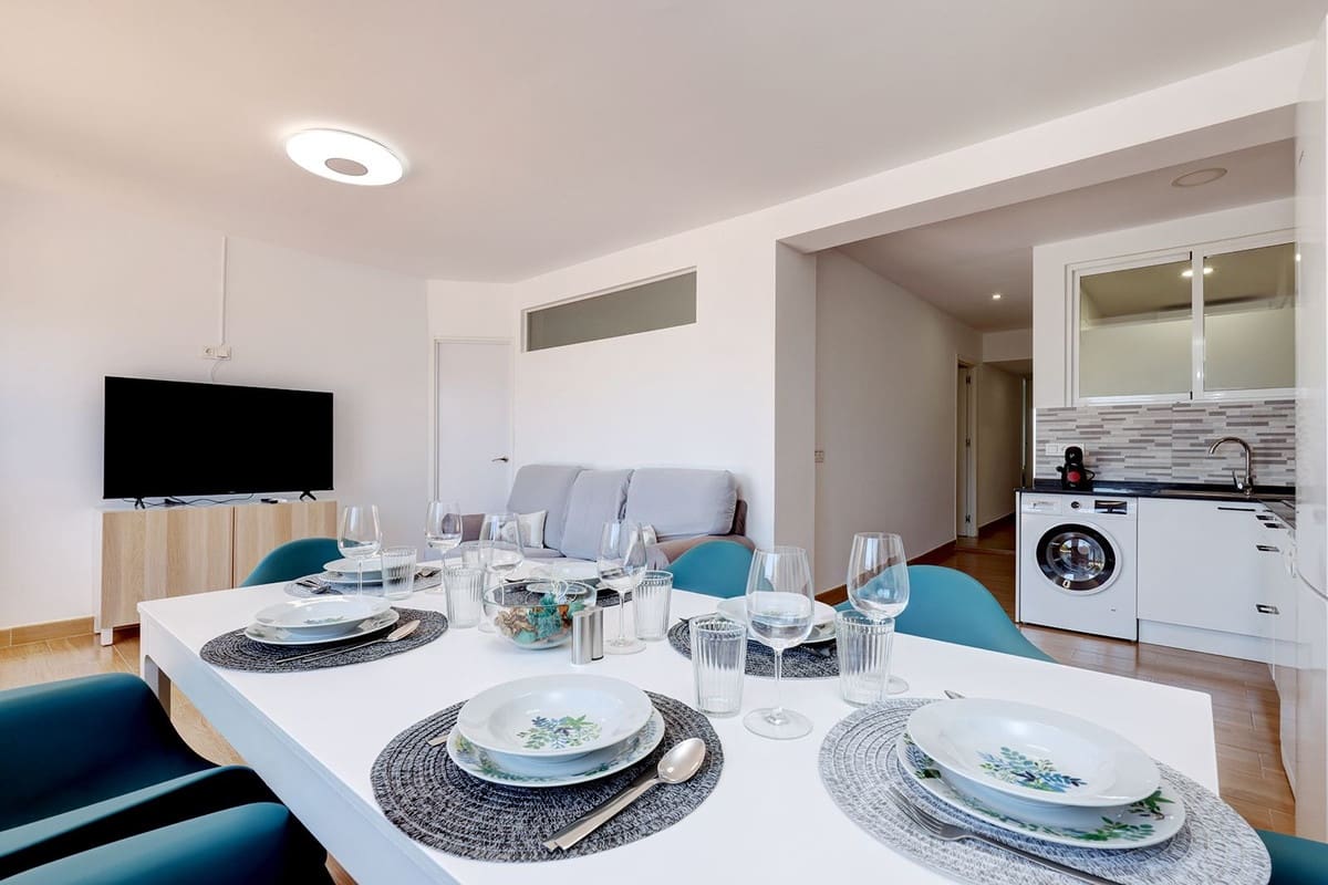 5 chambre Appartement à vendre à Estepona - 750 000 € (Ref: 9809335)