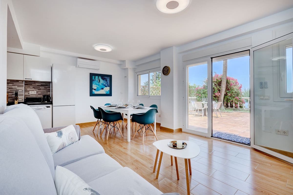 5 chambre Appartement à vendre à Estepona - 750 000 € (Ref: 9809335)