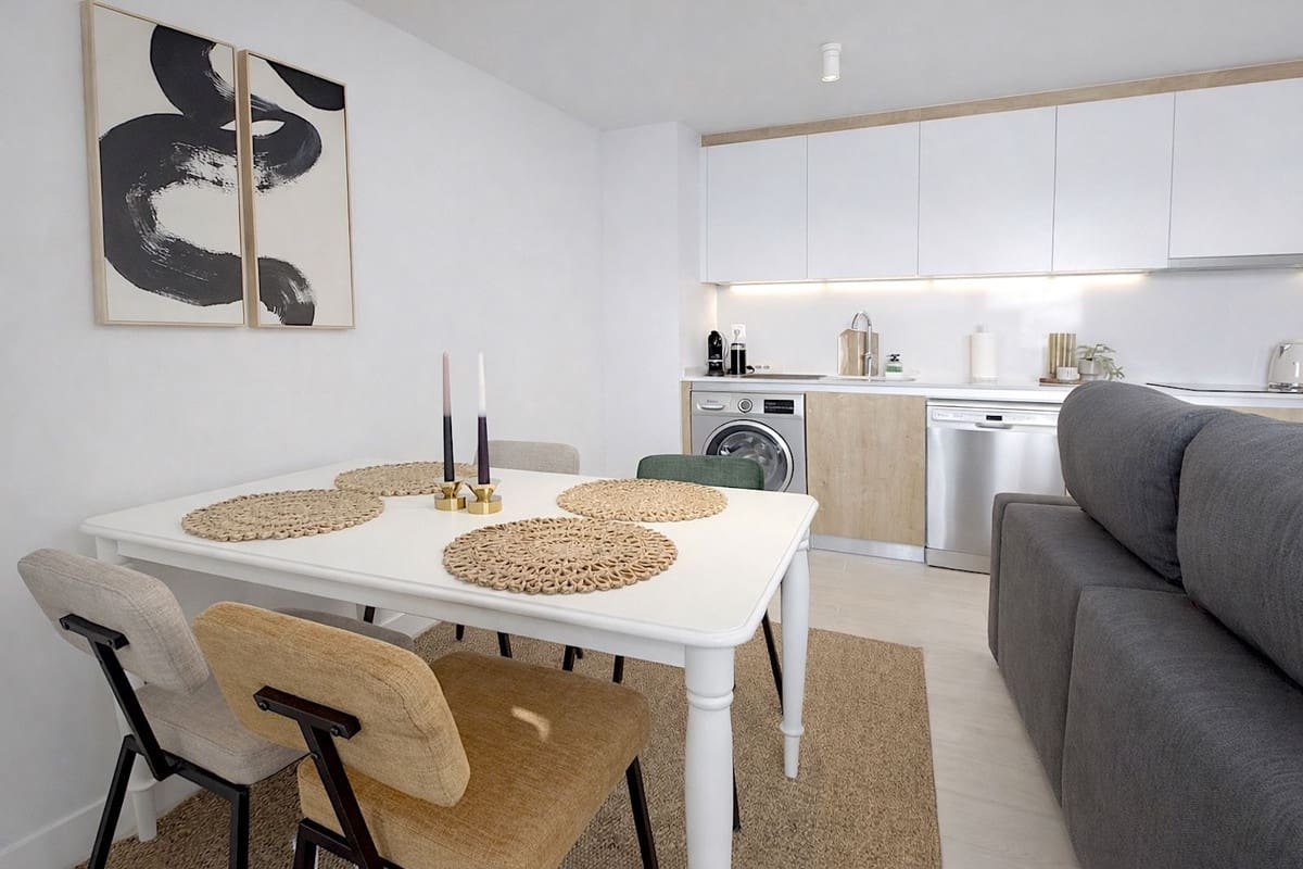 2 slaapkamer Penthouse te koop in Estepona met zwembad garage - € 450.000 (Ref: 9809337)