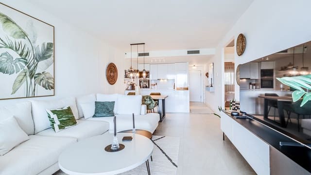 Apartamento de 2 habitaciones en Manilva en venta con piscina garaje - 450.000 € (Ref: 10005896)