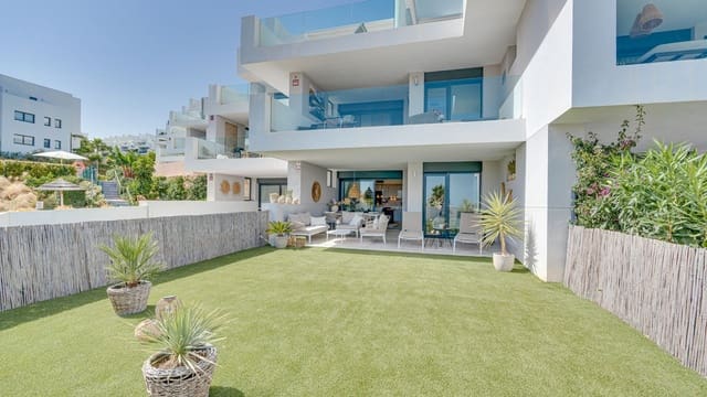 Apartamento de 2 habitaciones en Manilva en venta con piscina garaje - 450.000 € (Ref: 10005896)