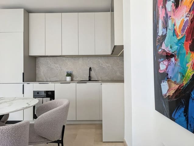 3 soverom Penthouse til salgs i New Golden Mile, Estepona med svømmebasseng garasje - € 599 000 (Ref: 10005904)