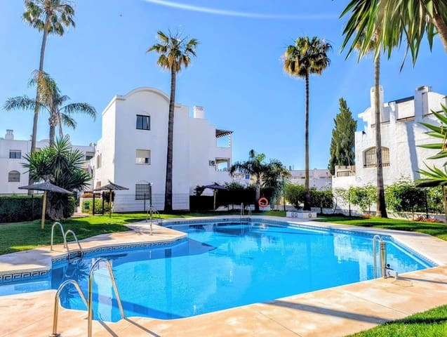 3 soverom Penthouse til salgs i New Golden Mile, Estepona med svømmebasseng garasje - € 599 000 (Ref: 10005904)