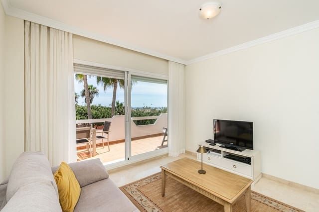 2 soverom Leilighet til salgs i Marbella med svømmebasseng garasje - € 650 000 (Ref: 10005906)