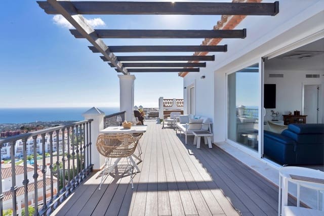 2 soveværelse Penthouse til salg i Calahonda, Mijas med swimmingpool garage - € 735.000 (Ref: 10005907)