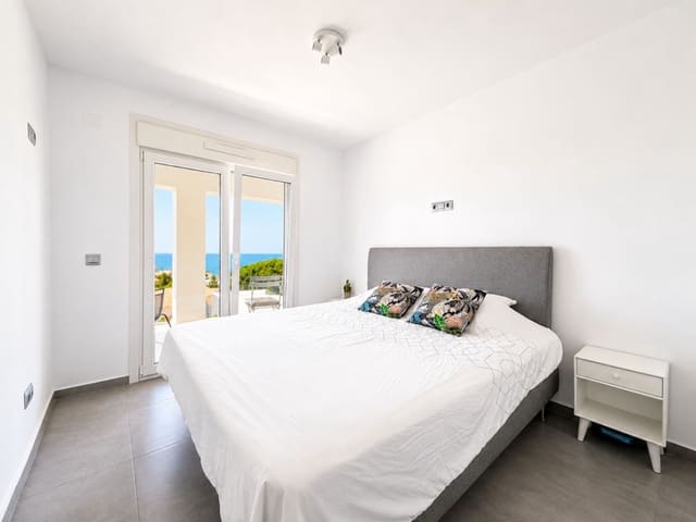 4 soveværelse Villa til salg i La Cala de Mijas, Mijas med swimmingpool garage - € 2.095.000 (Ref: 10006707)