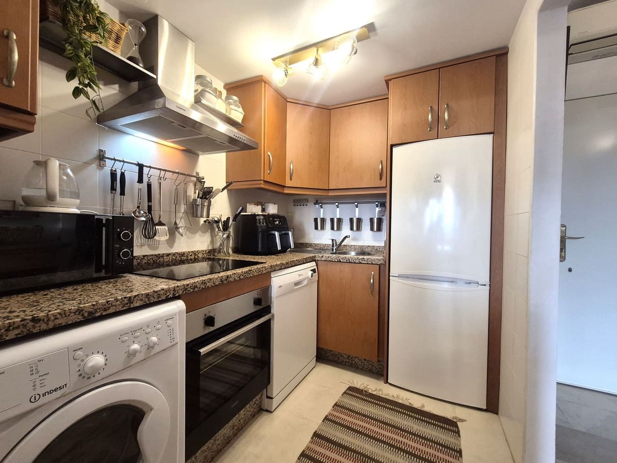3 bedroom Penthouse for sale in Manilva with pool garage - € 289,000 (Ref: 10006708)