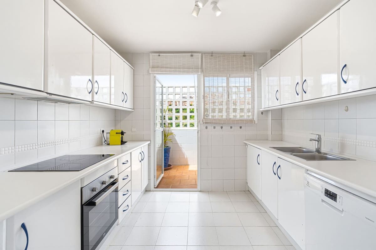3 camera da letto Attico in vendita in Calahonda con piscina garage - 449.000 € (Rif: 10009290)
