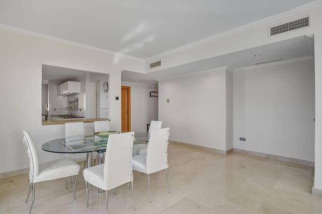 2 Zimmer Penthouse zu verkaufen in Benahavís mit Pool - 630.000 € (Ref: 10011656)