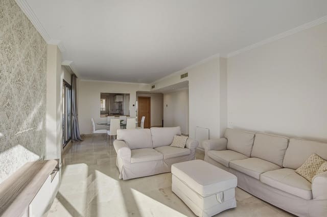 2 Zimmer Penthouse zu verkaufen in Benahavís mit Pool - 630.000 € (Ref: 10011656)