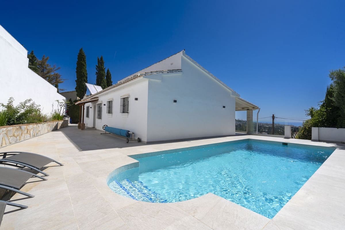 5 soveværelse Villa til salg i La Cala de Mijas med swimmingpool garage - € 1.425.000 (Ref: 10011759)